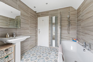 Photo 9- click for photo gallery